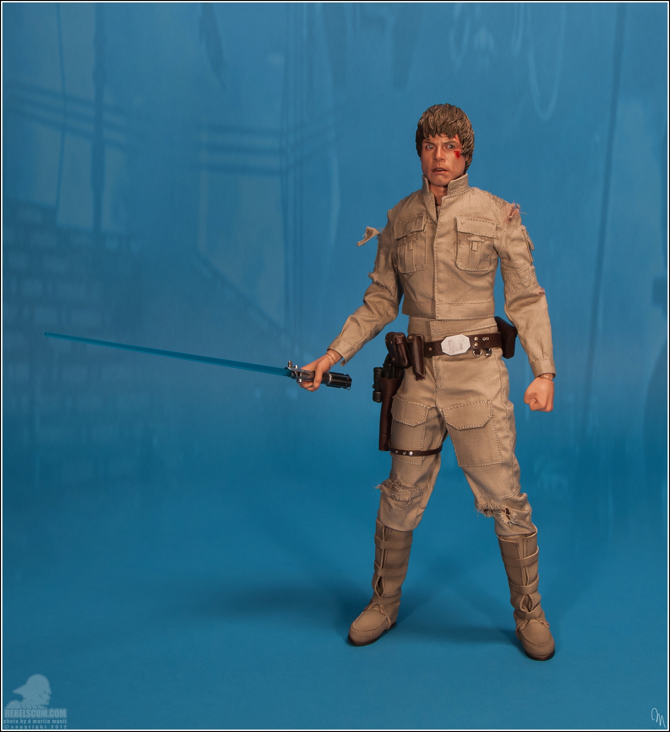 Hot_Toys_Bespin_Luke_Skywalker_DX-65.jpg