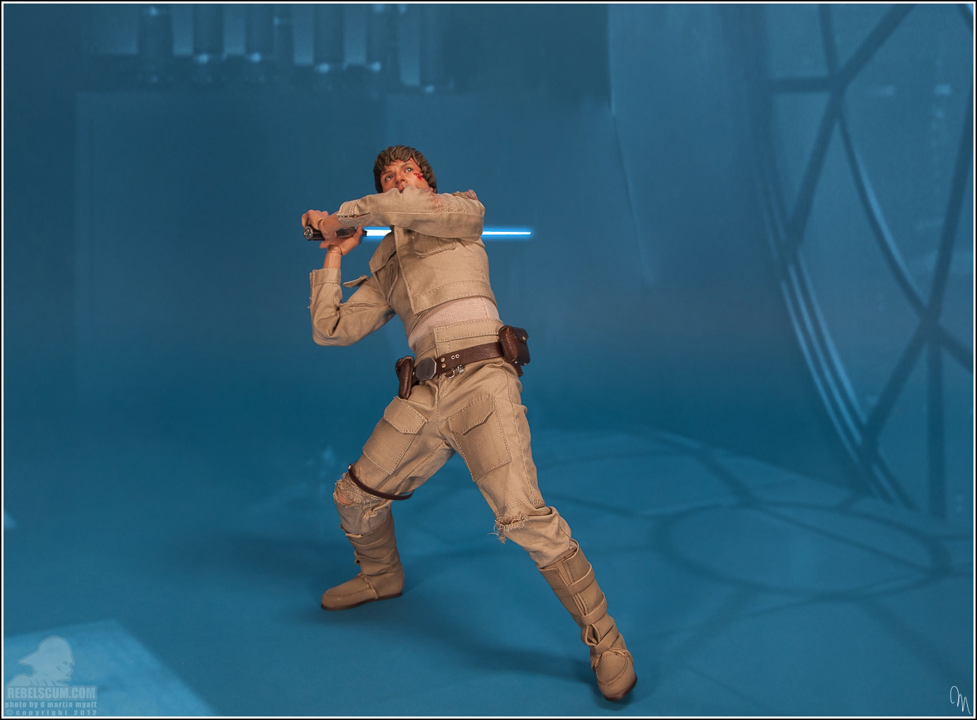 Hot_Toys_Bespin_Luke_Skywalker_DX-67.jpg