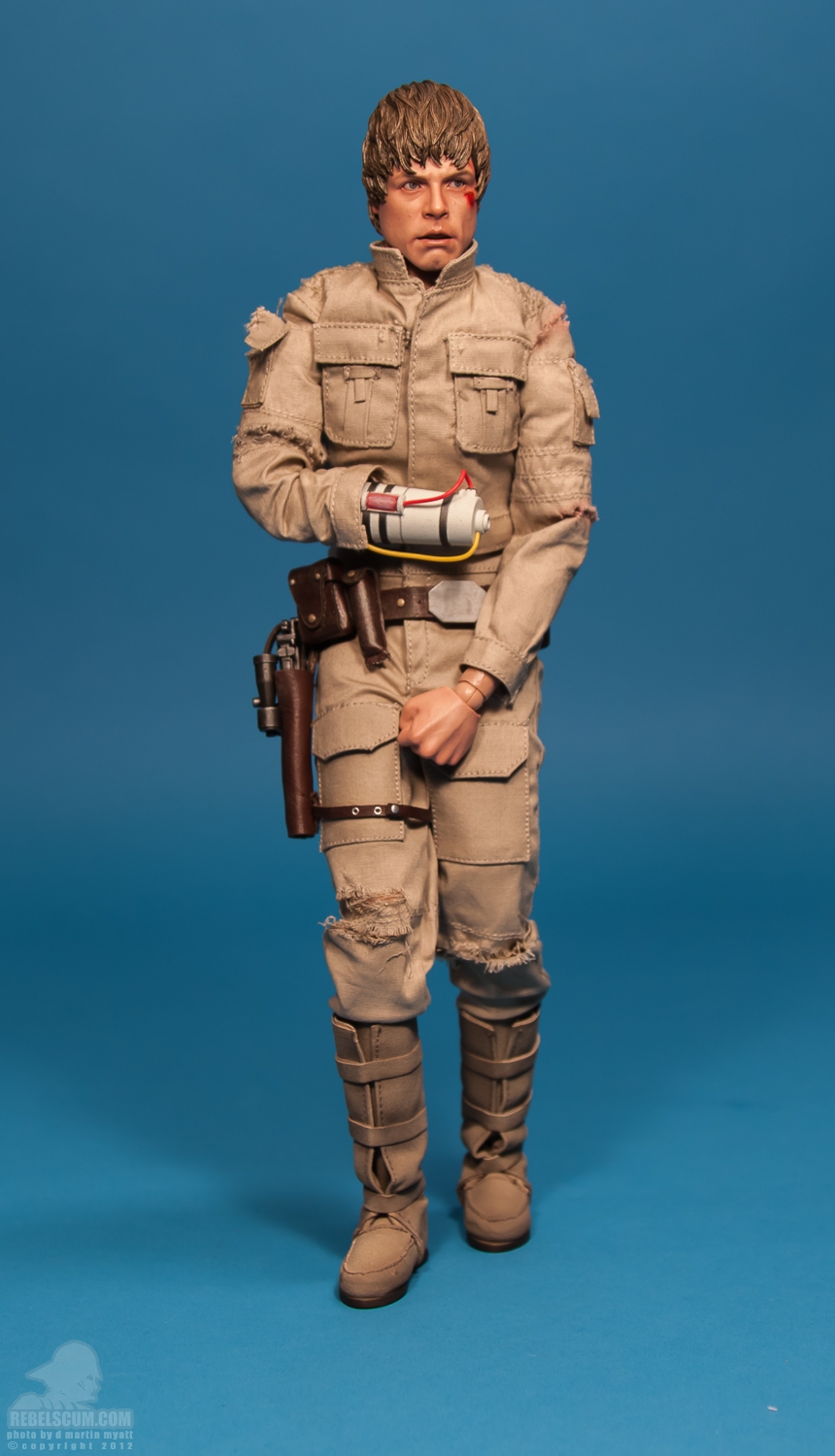 Hot_Toys_Bespin_Luke_Skywalker_DX-74.jpg