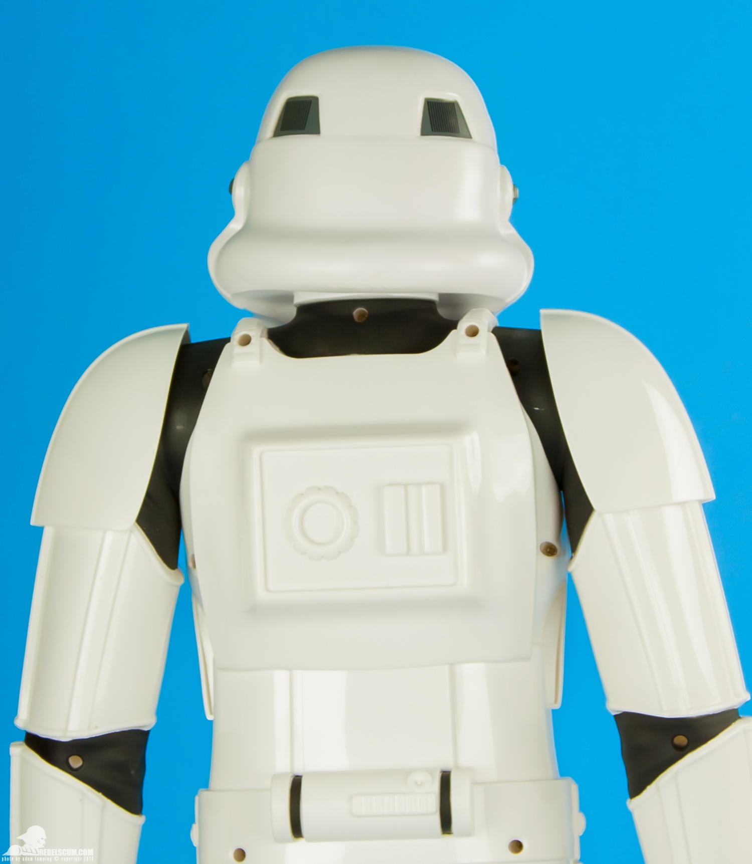 31-inch-Stormtrooper-Star-Wars-JAKKS-Pacific-008.jpg