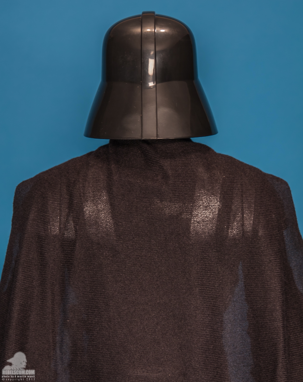 Giant_Size_Darth_Vader_31-Inch_Figure_Jakks_Pacific-008.jpg