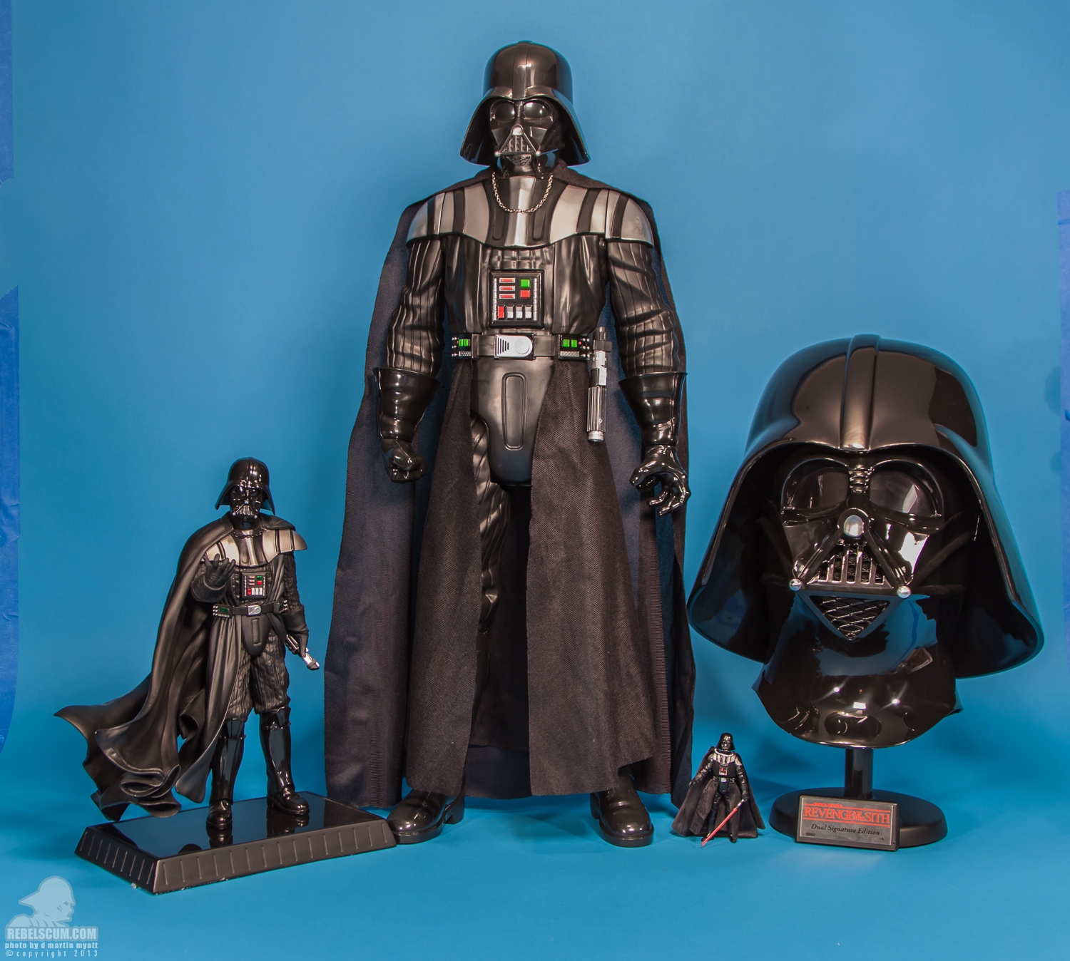 Giant_Size_Darth_Vader_31-Inch_Figure_Jakks_Pacific-016.jpg