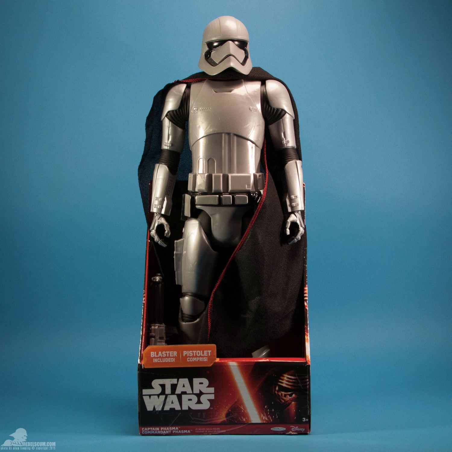 captain-phasma-20-inch-big-figure-jakks-pacific-016.jpg