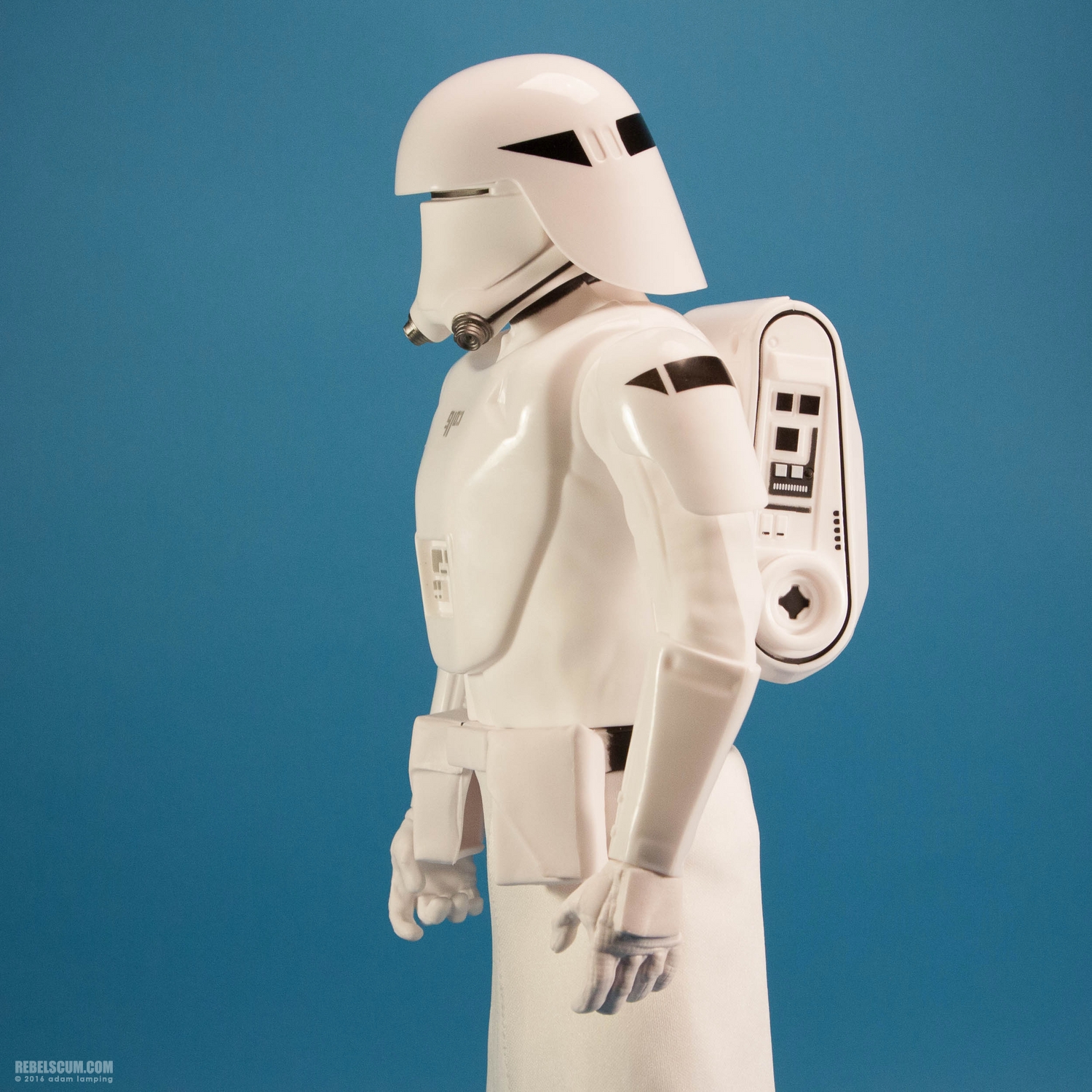 jakks-pacific-first-order-snowtrooper-18-inch-figure-015.jpg