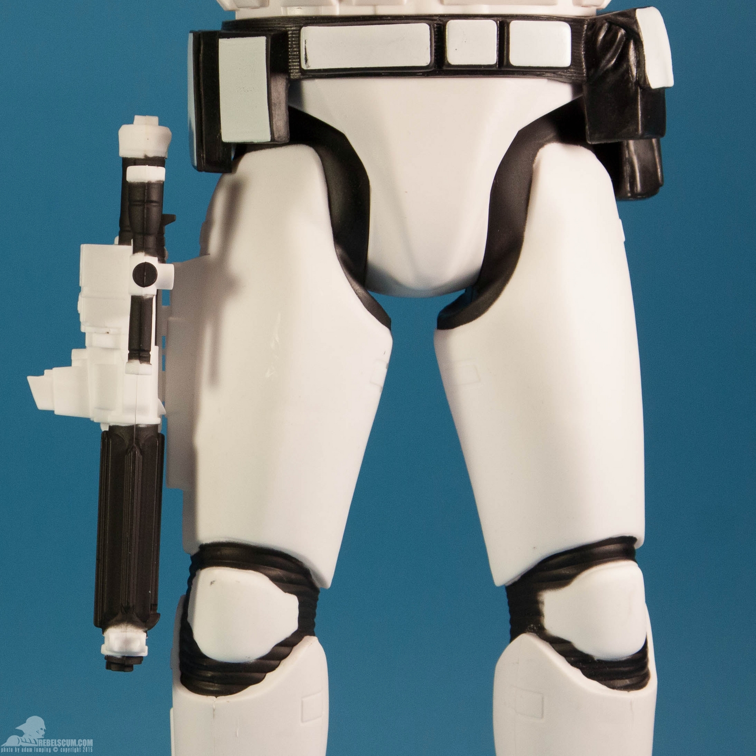 jakks-pacific-first-order-stormtrooper-18-inch-figure-011.jpg