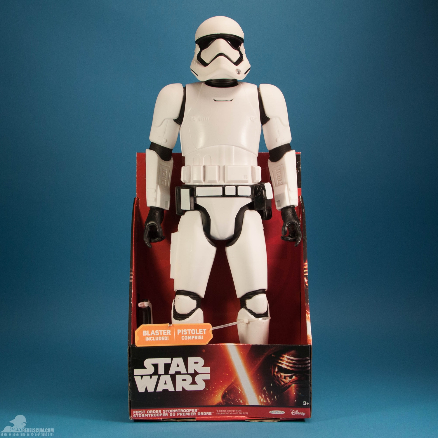 jakks-pacific-first-order-stormtrooper-18-inch-figure-015.jpg