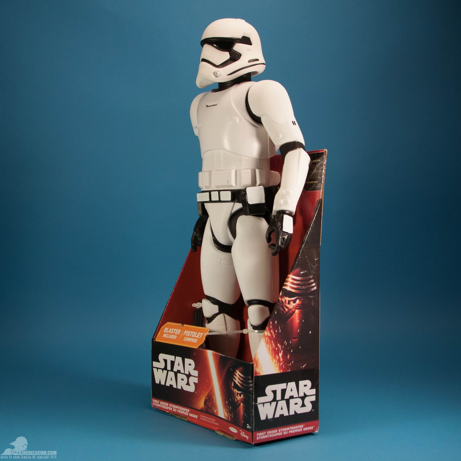 jakks-pacific-first-order-stormtrooper-18-inch-figure-017.jpg