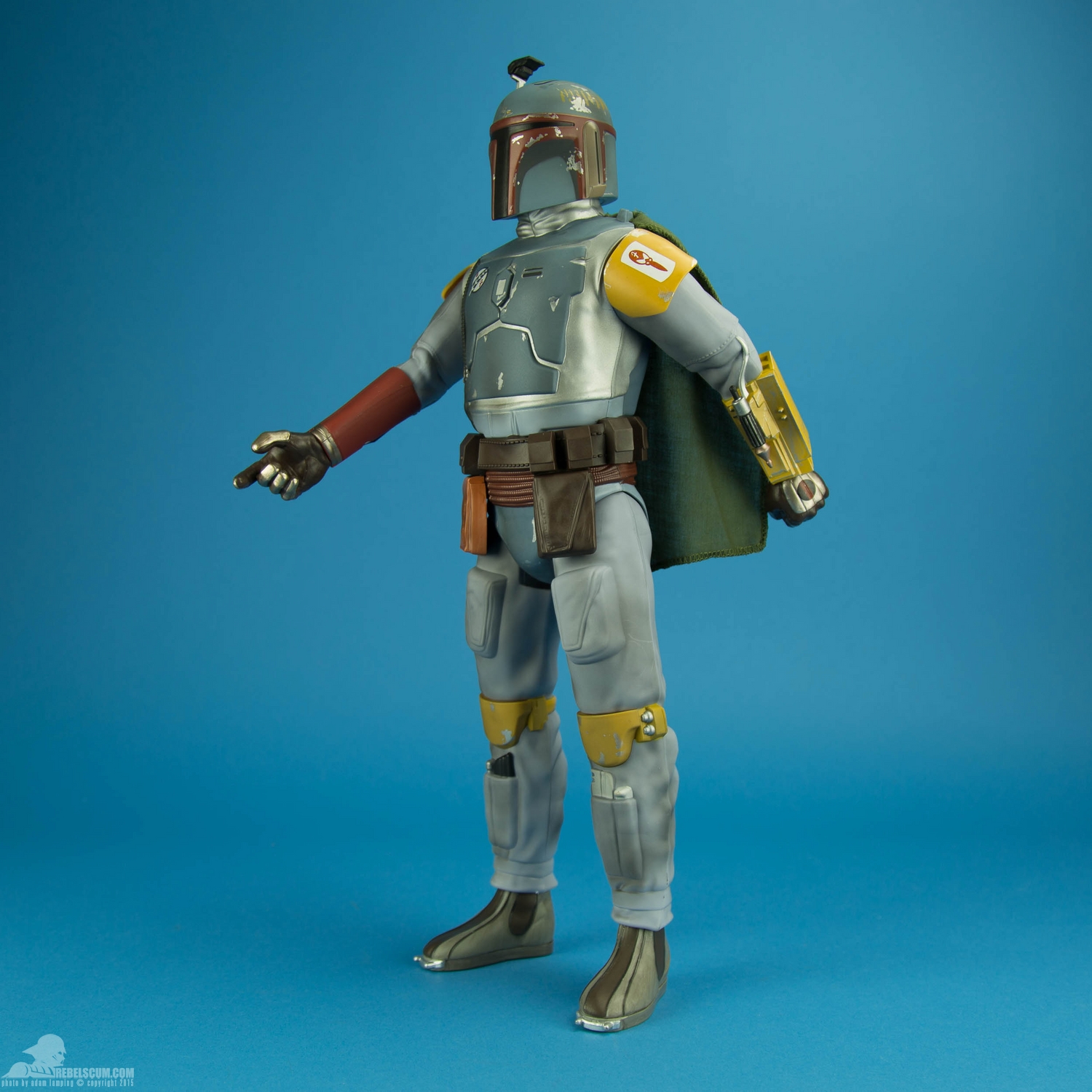 jakks-pacific-first-reveal-boba-fett-18-inch-figure-san-diego-comic-con-2015-exclusive-003.jpg