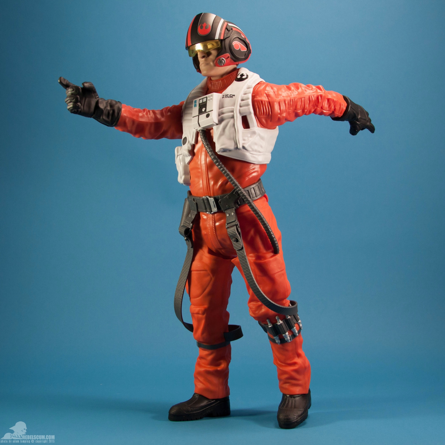 jakks-pacific-poe-dameron-pilot-18-inch-figure-003.jpg