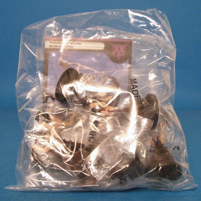 6 new promo figures included with set