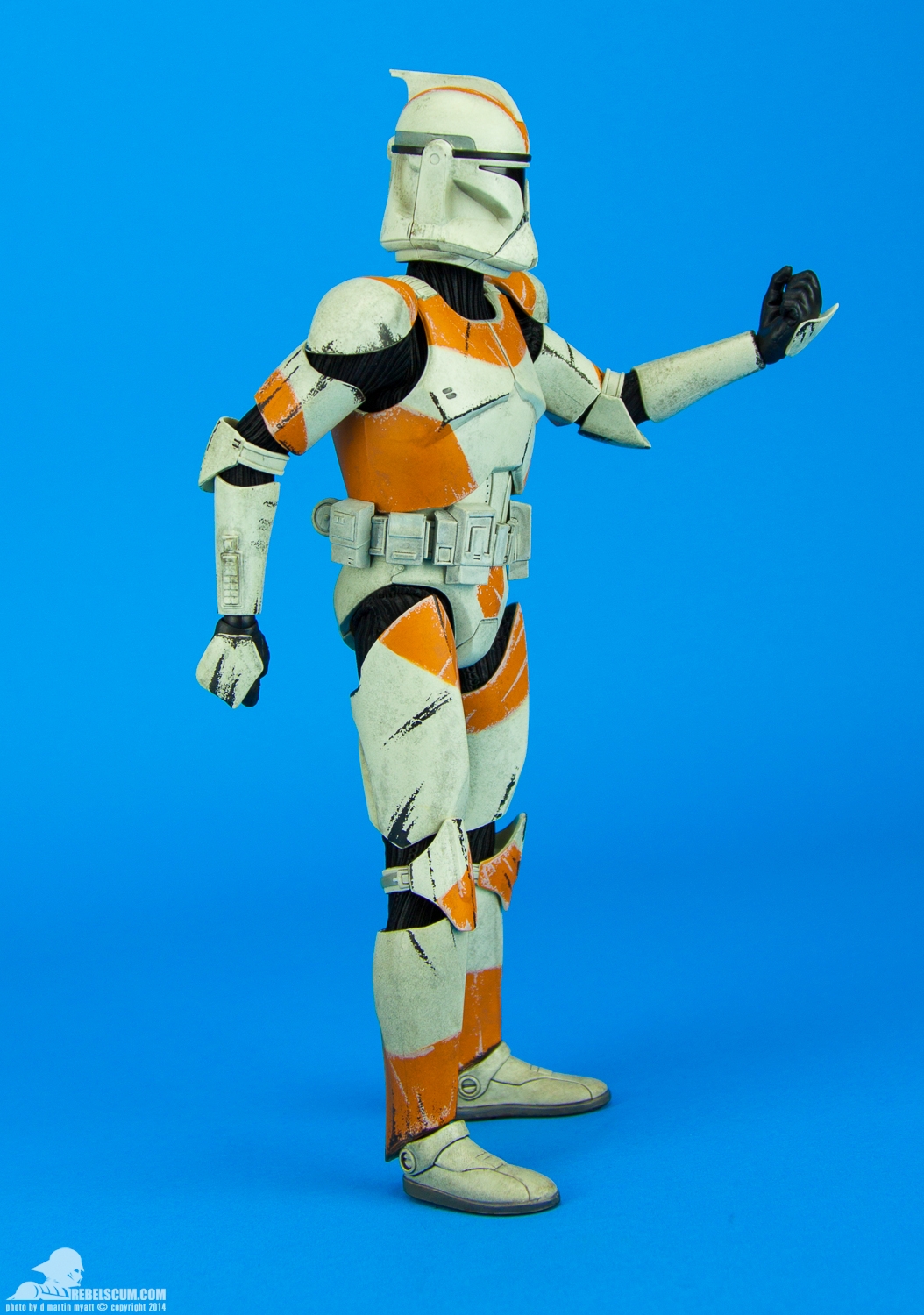 212th-Attack-Battalion-Clone-Trooper-Deluxe-Sideshow-002.jpg