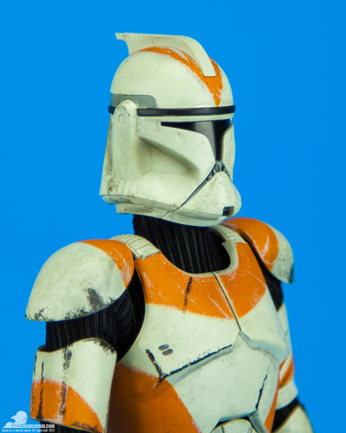 212th-Attack-Battalion-Clone-Trooper-Deluxe-Sideshow-006.jpg