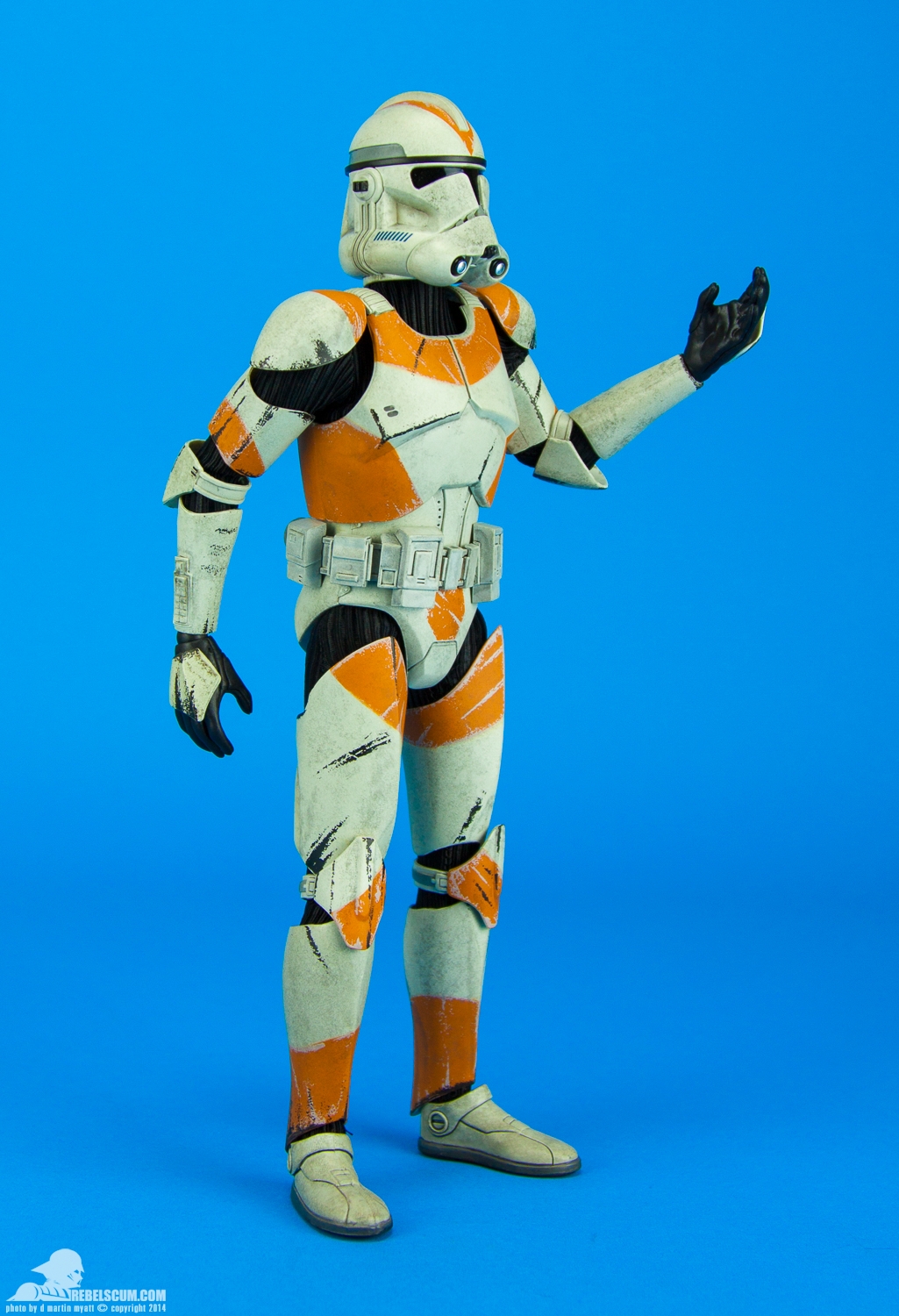 212th-Attack-Battalion-Clone-Trooper-Deluxe-Sideshow-010.jpg