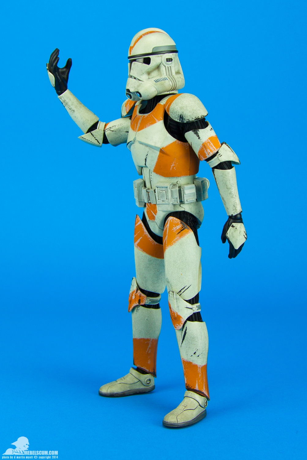 212th-Attack-Battalion-Clone-Trooper-Deluxe-Sideshow-011.jpg