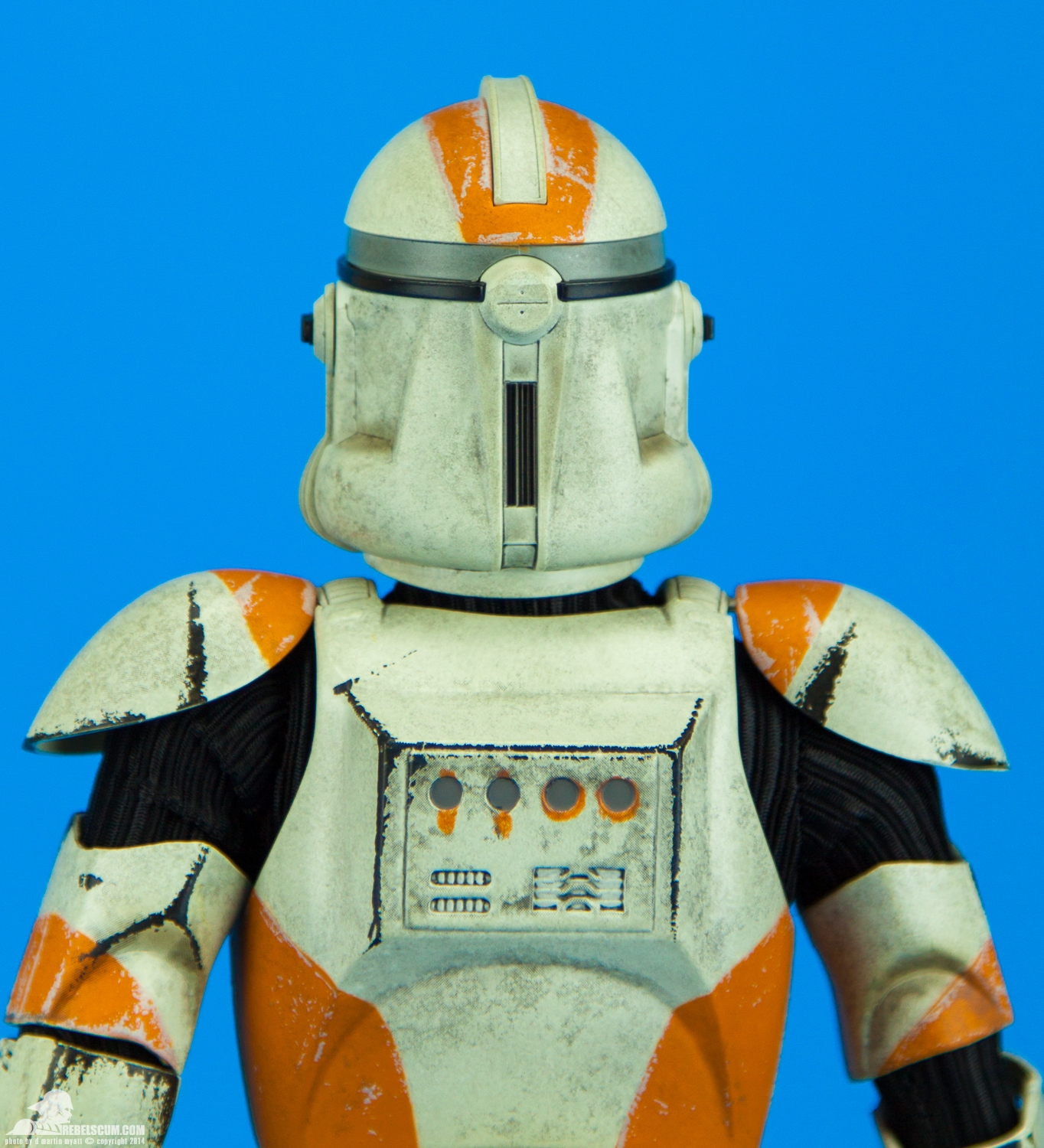 212th-Attack-Battalion-Clone-Trooper-Deluxe-Sideshow-016.jpg