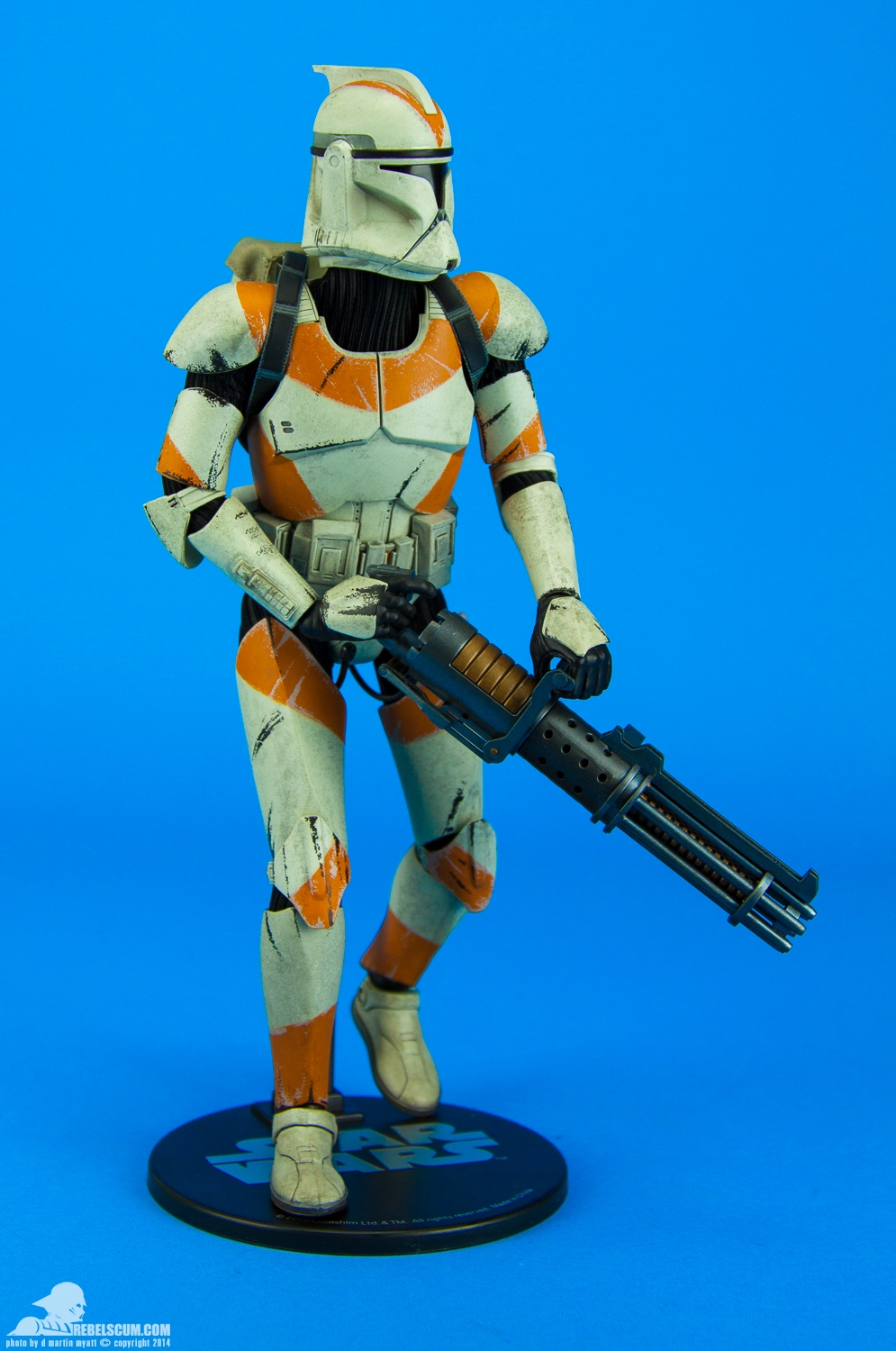 212th-Attack-Battalion-Clone-Trooper-Deluxe-Sideshow-022.jpg