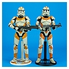 212th-Attack-Battalion-Clone-Trooper-Deluxe-Sideshow-024.jpg