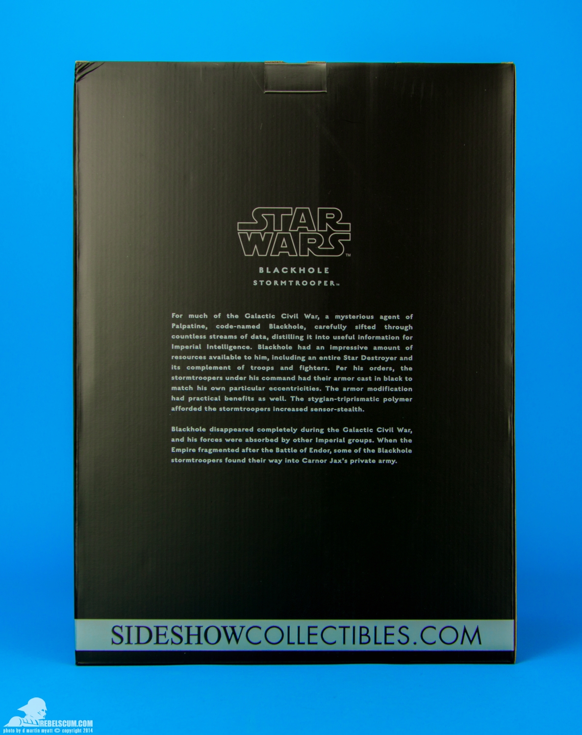 Blackhole-Stormtrooper-Premium-Format-Sideshow-Collectibles-020.jpg