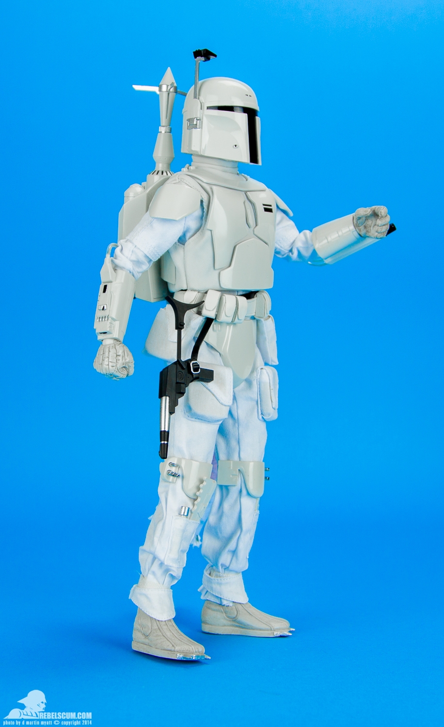 Boba-Fett-Prototype-Armor-Sixth-Scale-Figure-Sideshow-002.jpg