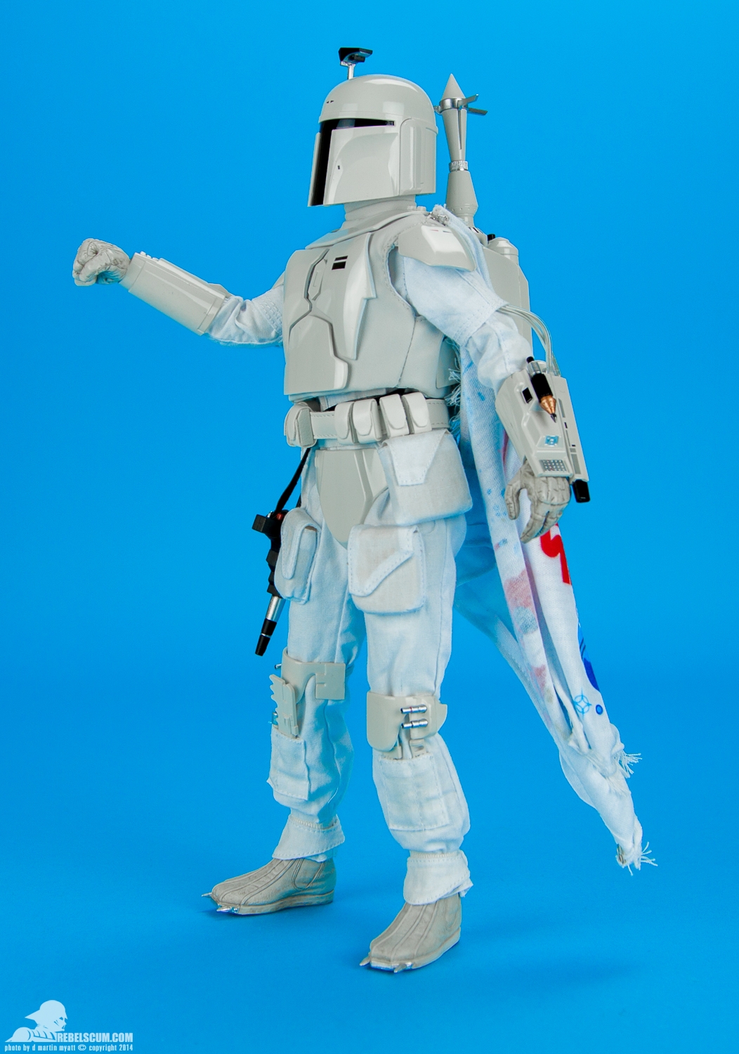 Boba-Fett-Prototype-Armor-Sixth-Scale-Figure-Sideshow-003.jpg