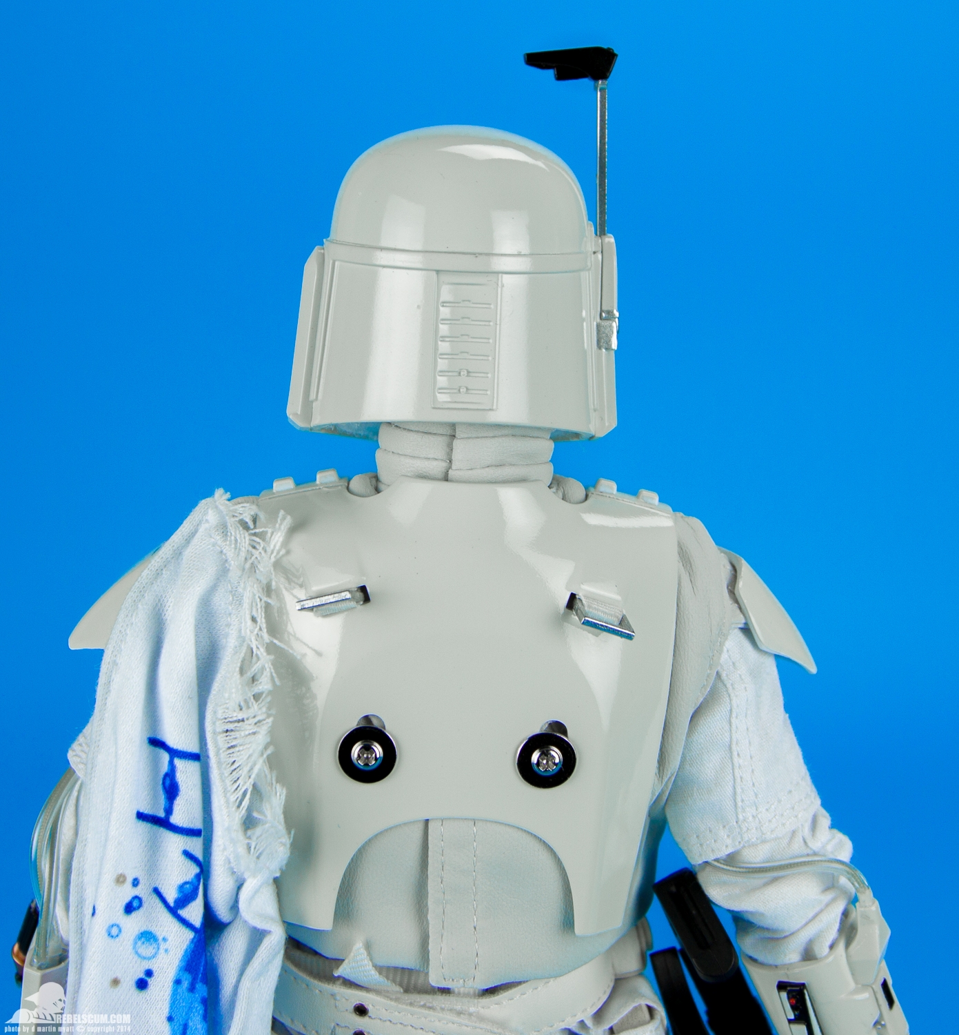 Boba-Fett-Prototype-Armor-Sixth-Scale-Figure-Sideshow-008.jpg