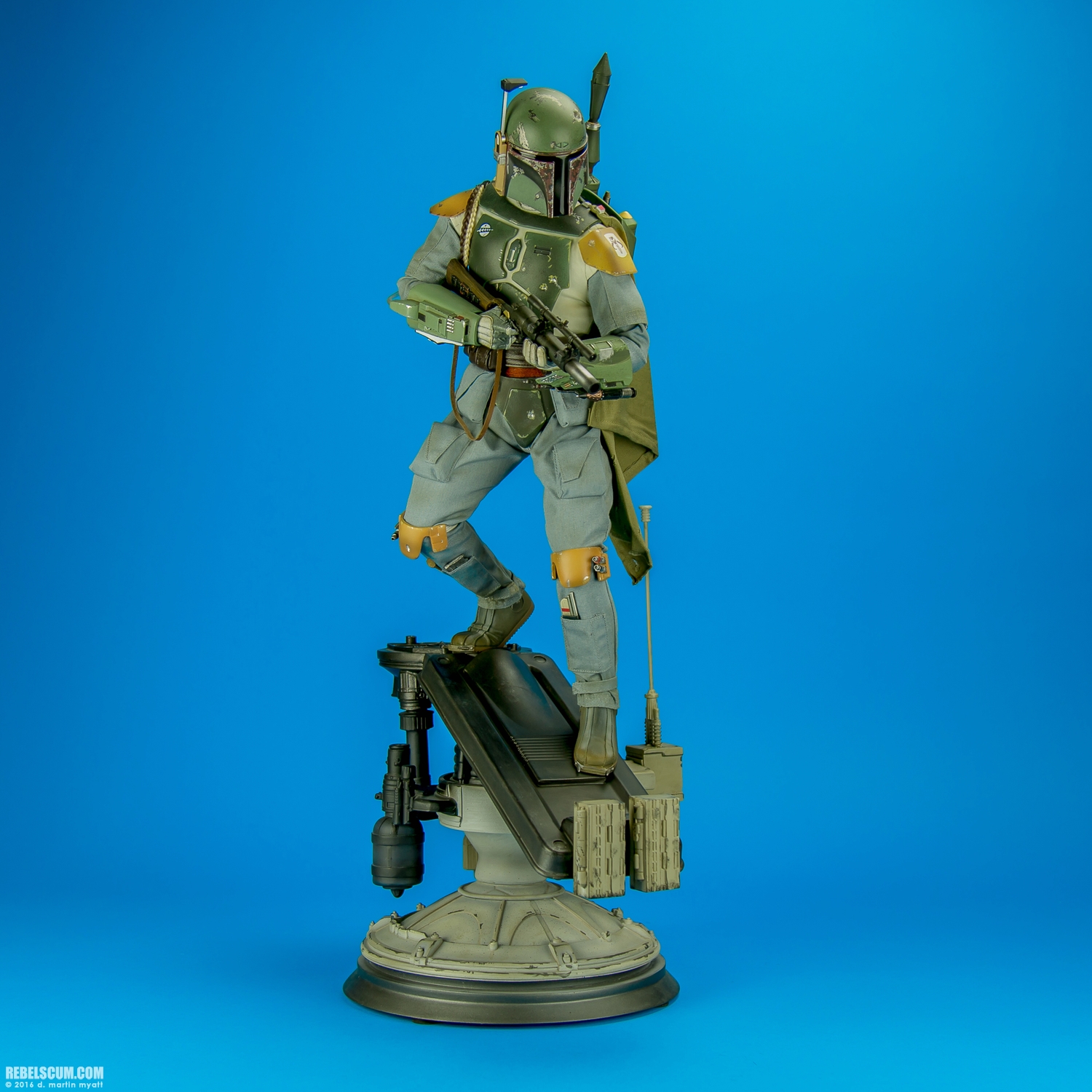 Boba-Fett-TESB-Premium-Format-Sideshow-Collectibles-001.jpg