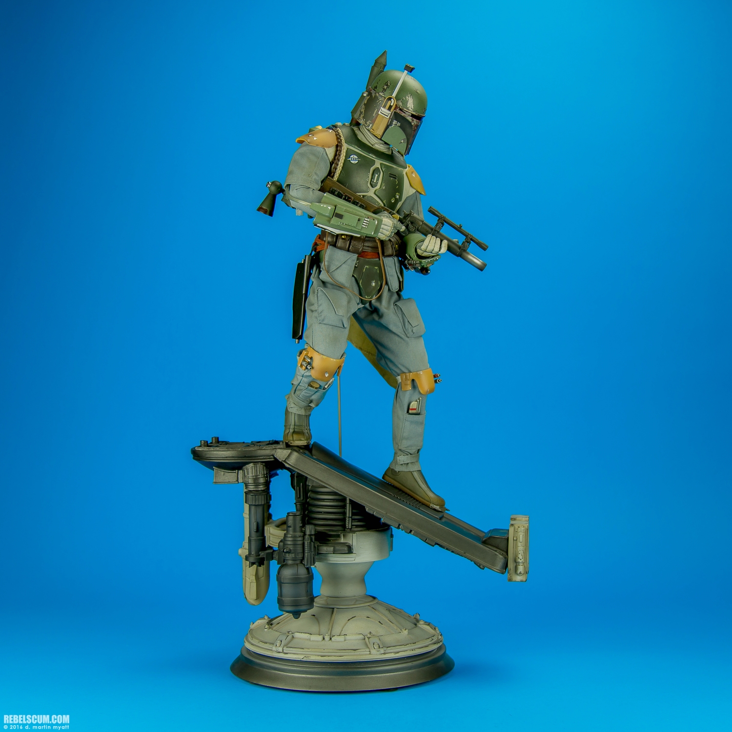 Boba-Fett-TESB-Premium-Format-Sideshow-Collectibles-002.jpg