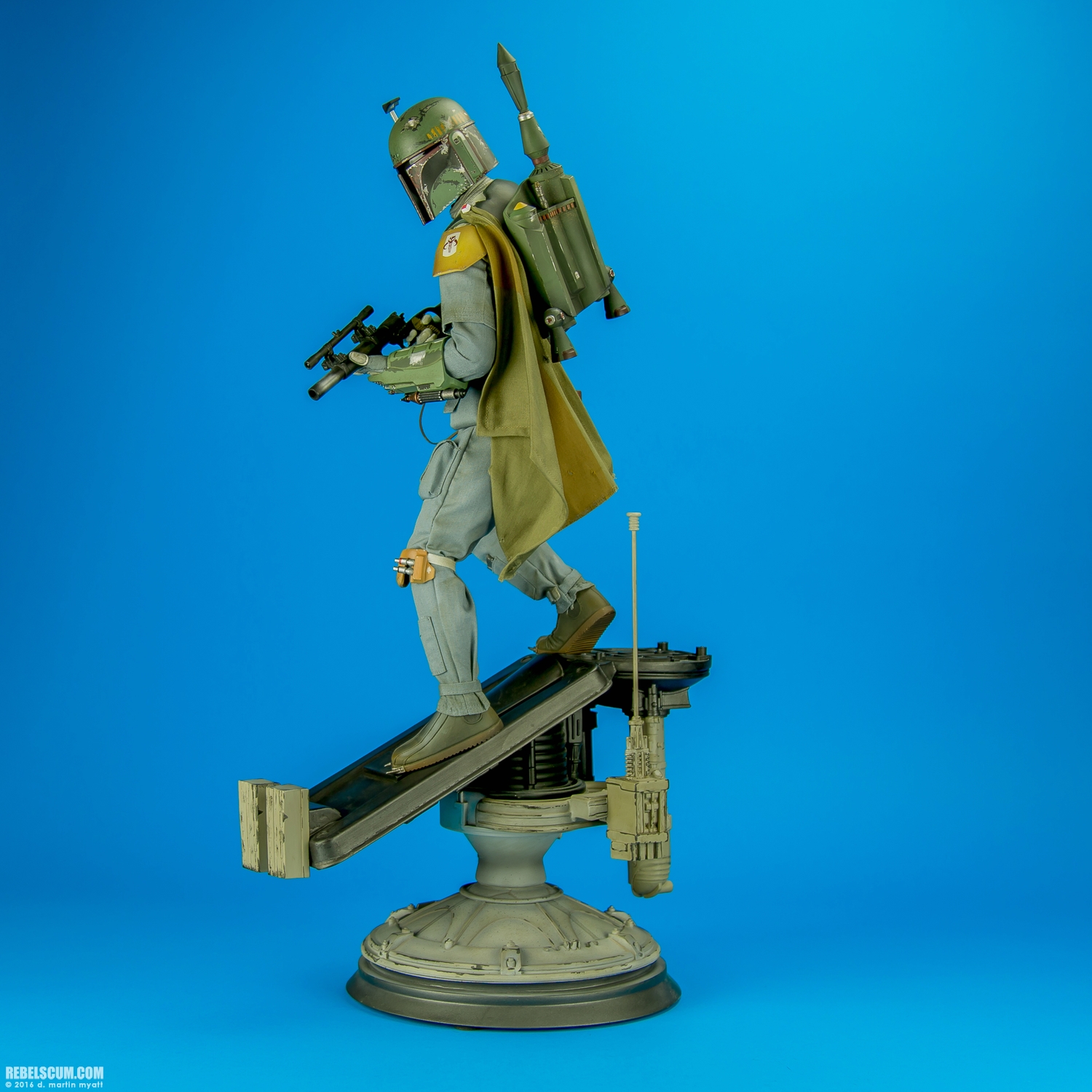 Boba-Fett-TESB-Premium-Format-Sideshow-Collectibles-003.jpg