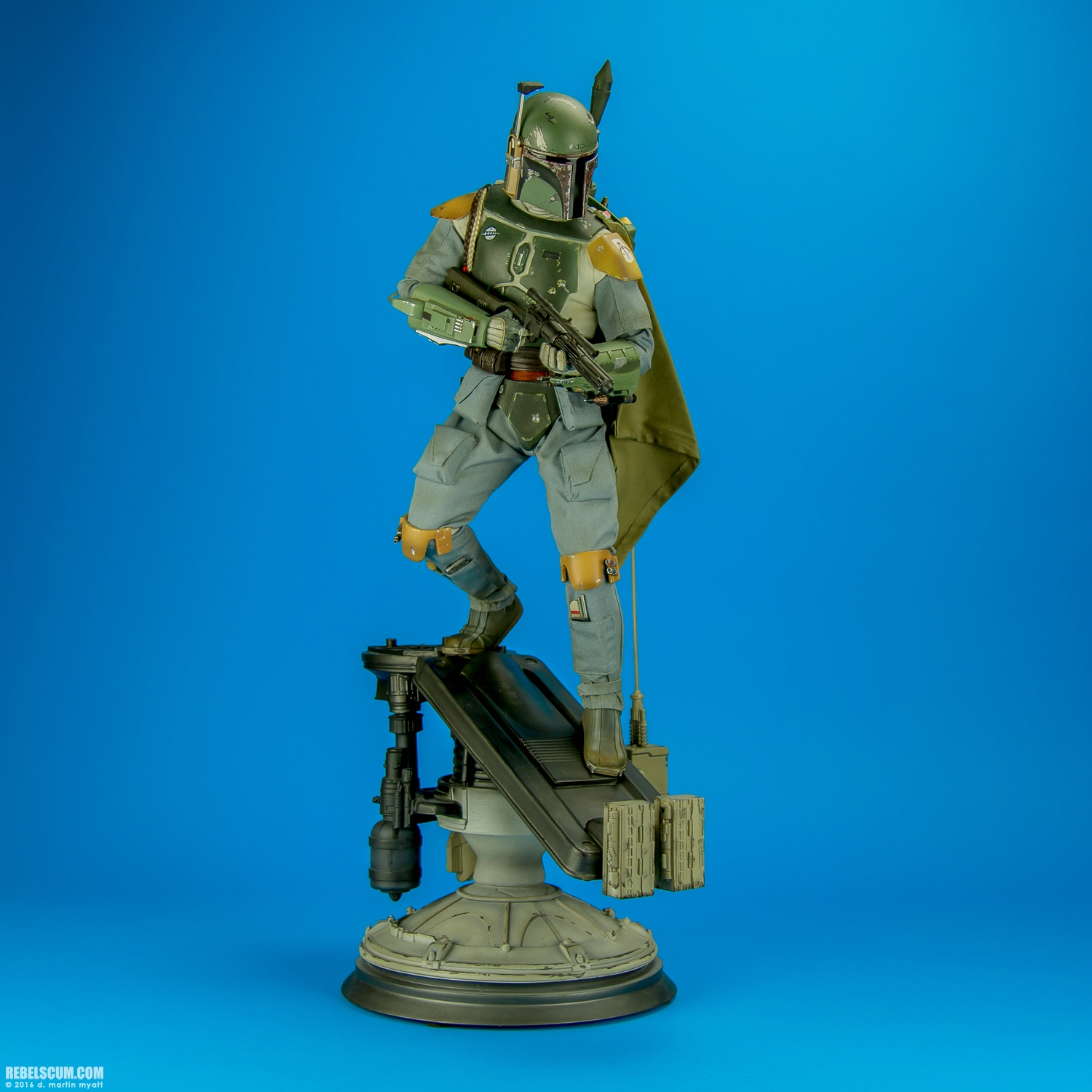 Boba-Fett-TESB-Premium-Format-Sideshow-Collectibles-005.jpg