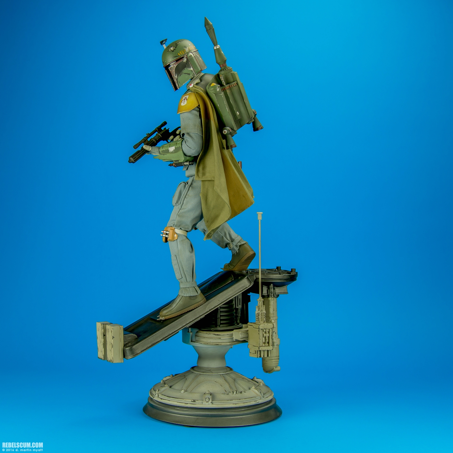 Boba-Fett-TESB-Premium-Format-Sideshow-Collectibles-007.jpg