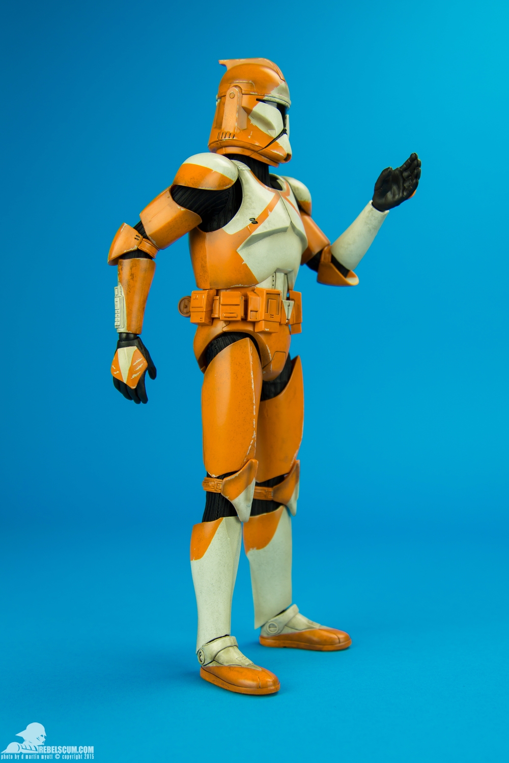 Bomb-Squad-Clone-Trooper-Ordnance-Specialist-Sideshow-002.jpg