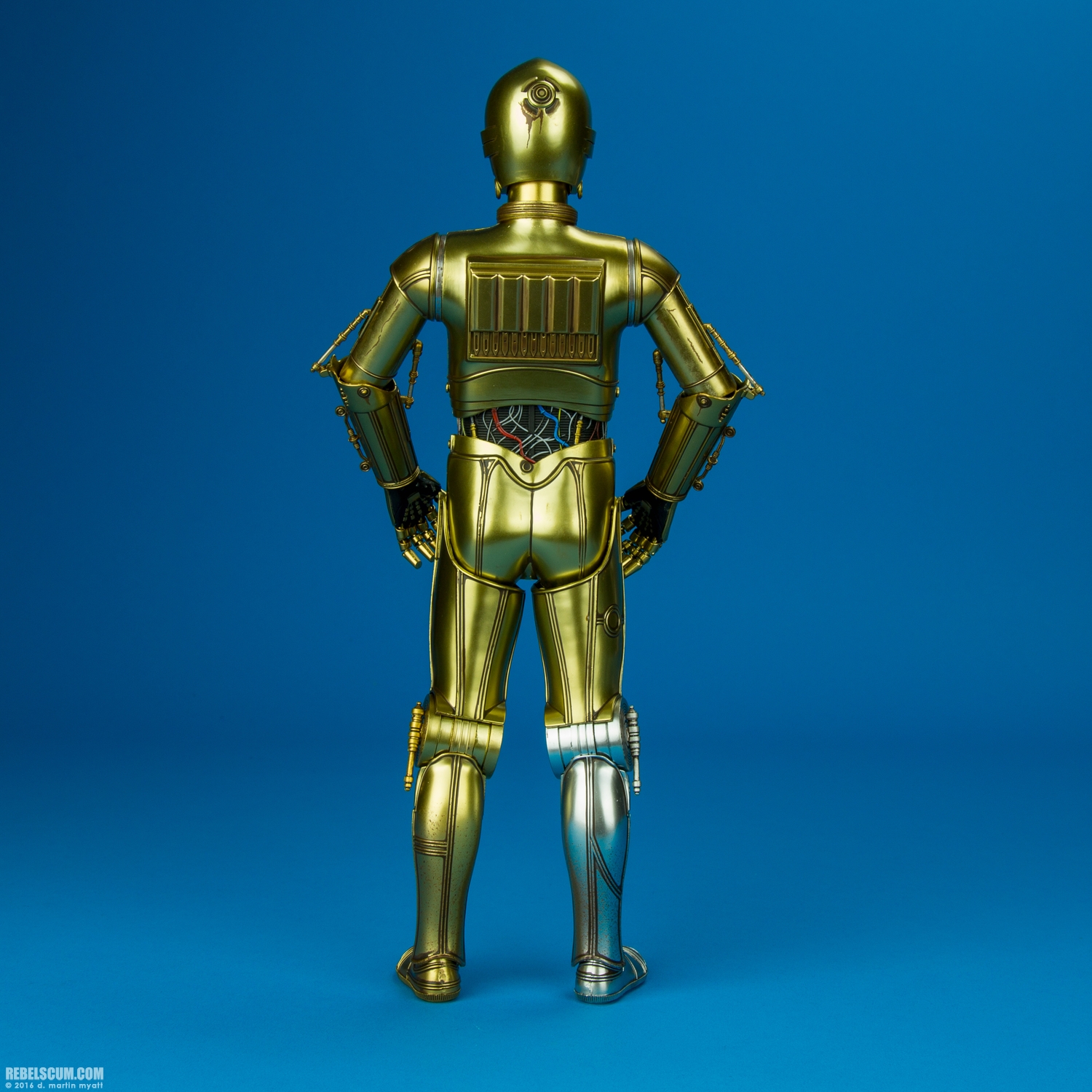 C-3PO-Sixth-Scale-Figure-Sideshow-Collectibles-004.jpg