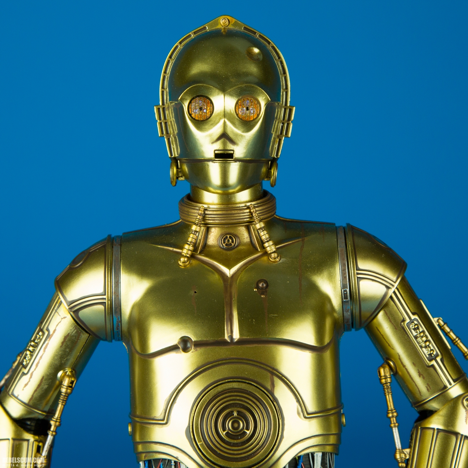 C-3PO-Sixth-Scale-Figure-Sideshow-Collectibles-009.jpg