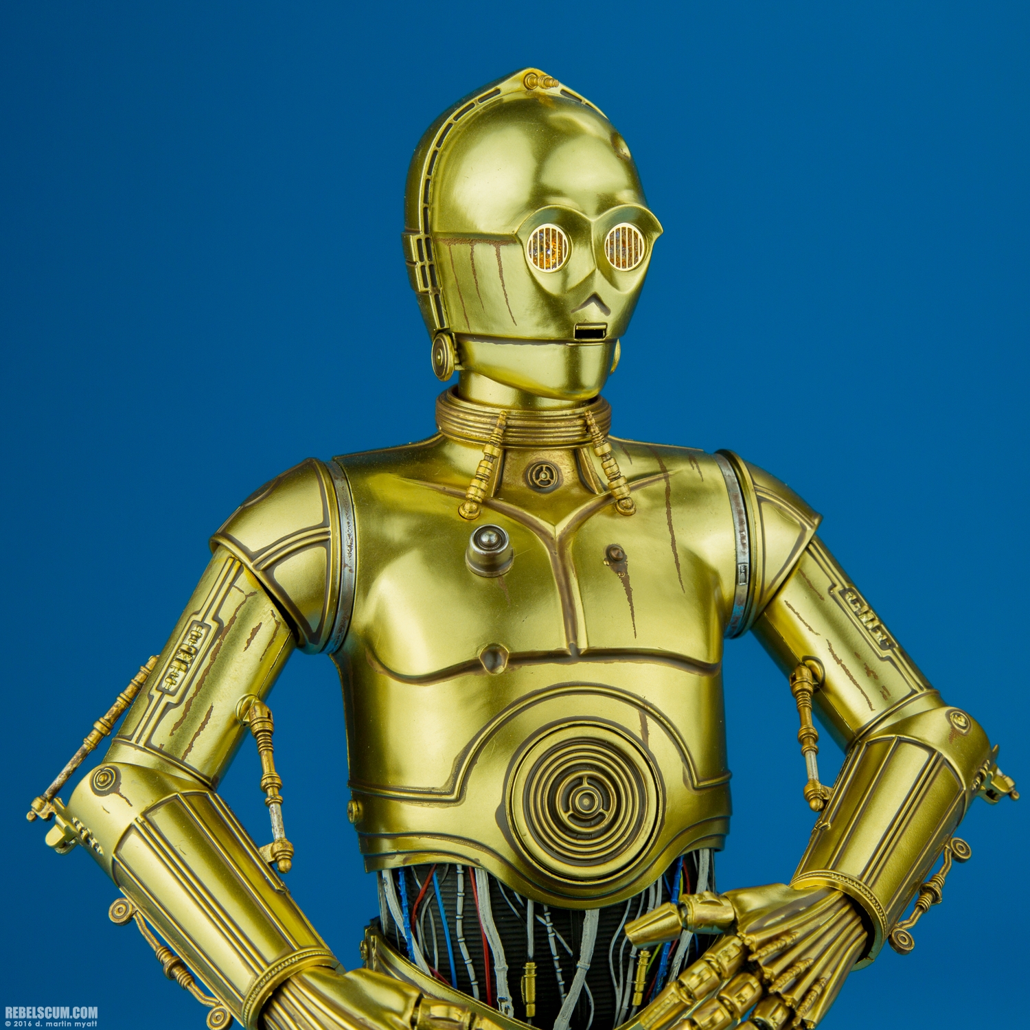 C-3PO-Sixth-Scale-Figure-Sideshow-Collectibles-019.jpg