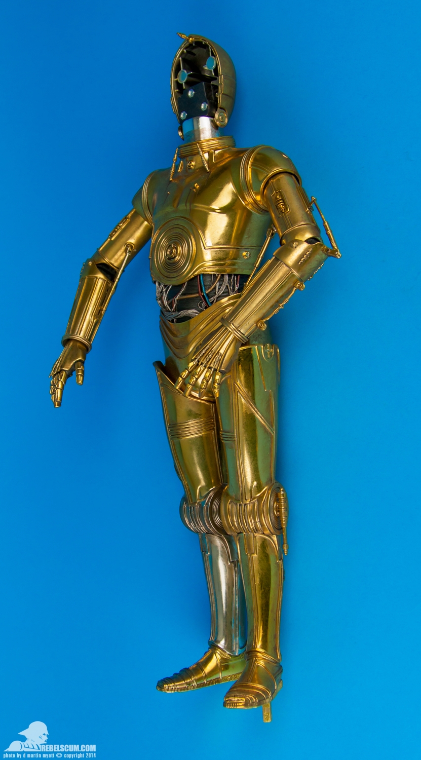 C-3PO-and-R2-D2-Premium-Format-Figure-Set-017.jpg