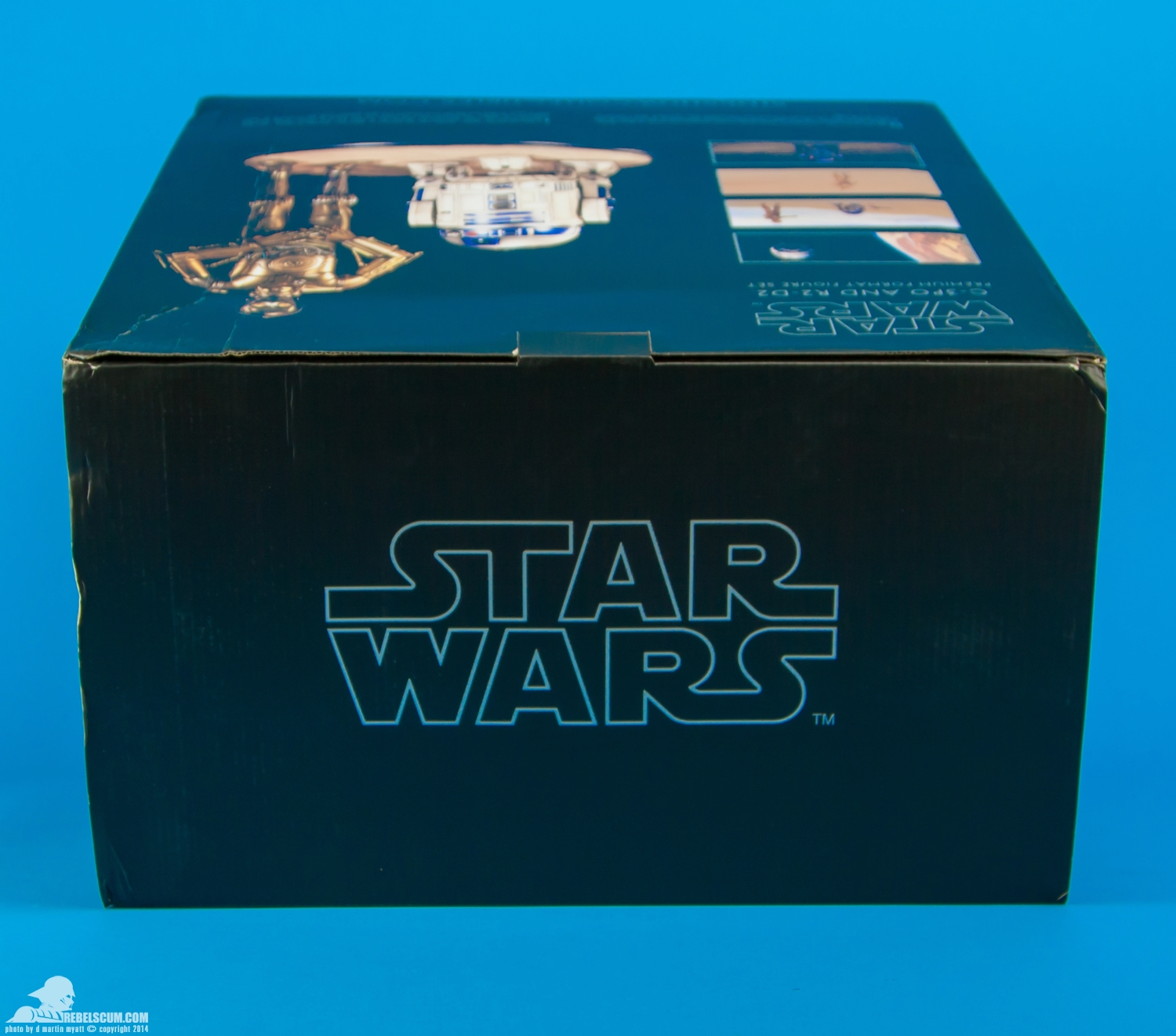 C-3PO-and-R2-D2-Premium-Format-Figure-Set-043.jpg