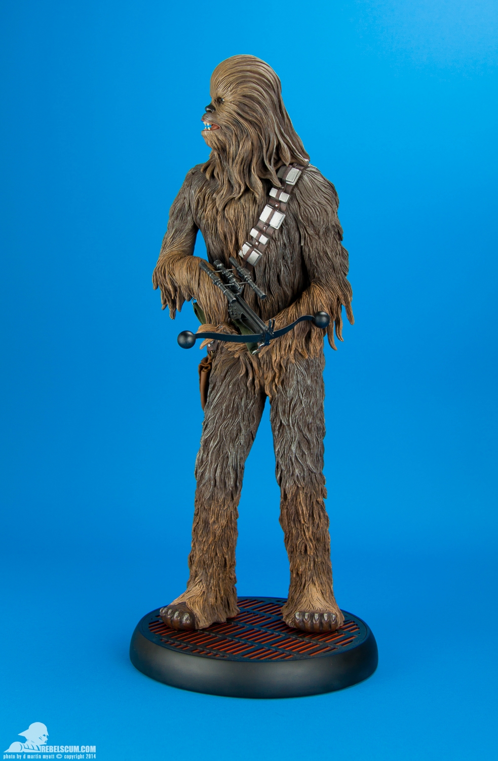 Chewbacca-Premium-Format-Figure-Sideshow-Collectibles-Exclusive-003.jpg