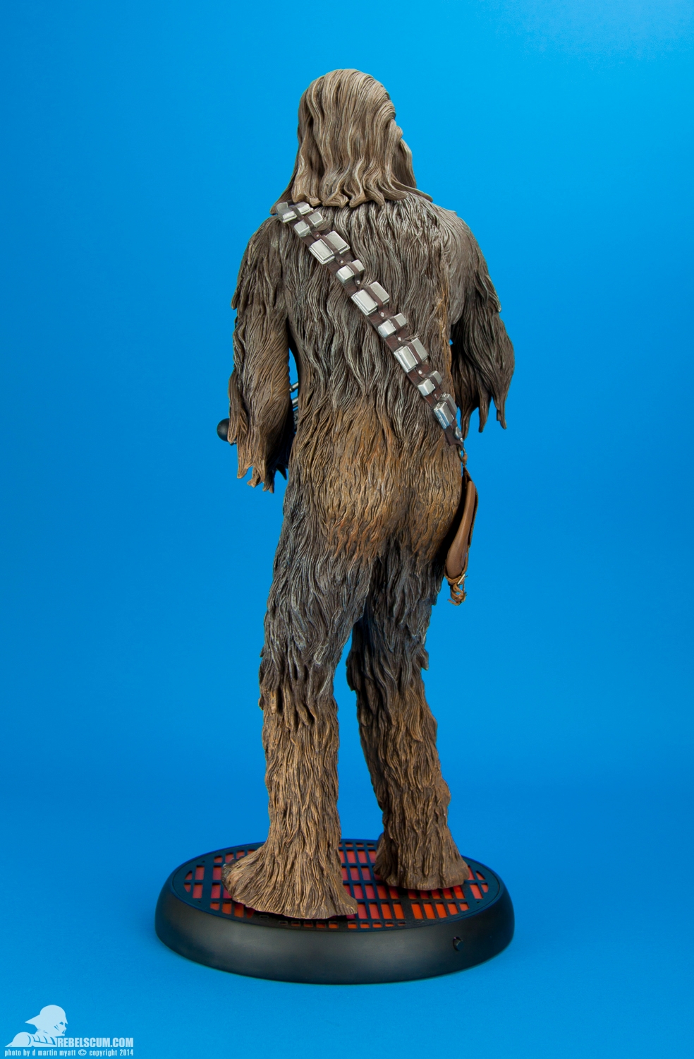 Chewbacca-Premium-Format-Figure-Sideshow-Collectibles-Exclusive-004.jpg