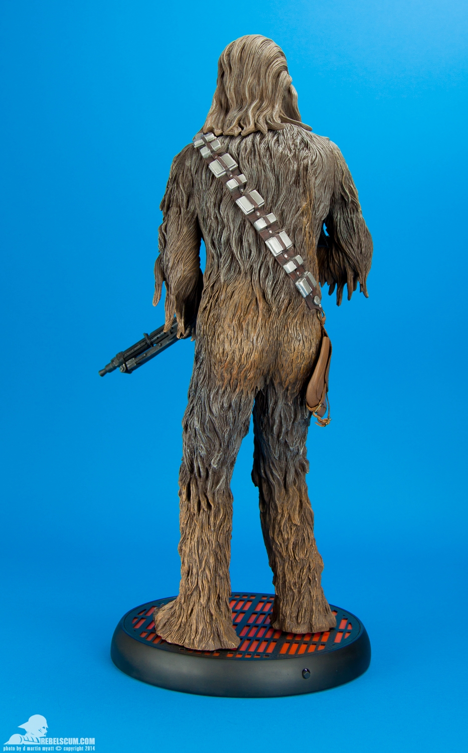 Chewbacca-Premium-Format-Figure-Sideshow-Collectibles-Exclusive-008.jpg
