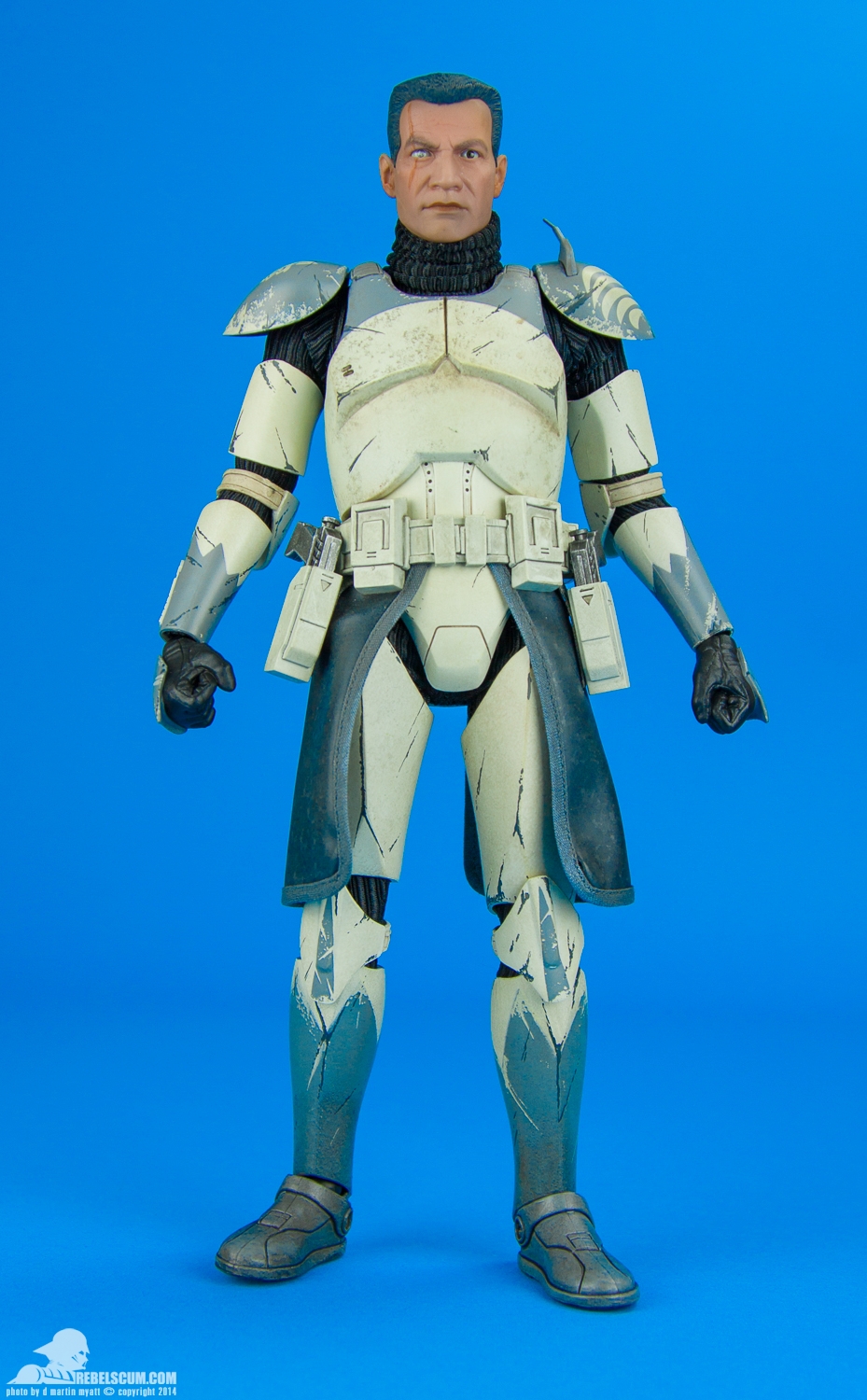 Clone-Commander-Wolffe-Sixth-Scale-Sideshow-Collectibles-010.jpg