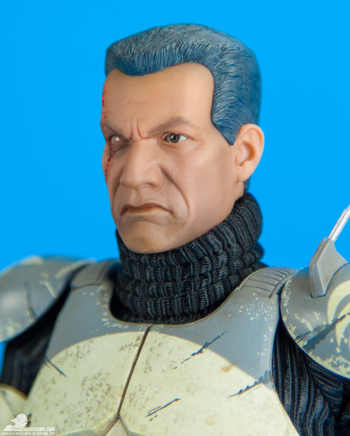 Clone-Commander-Wolffe-Sixth-Scale-Sideshow-Collectibles-013.jpg