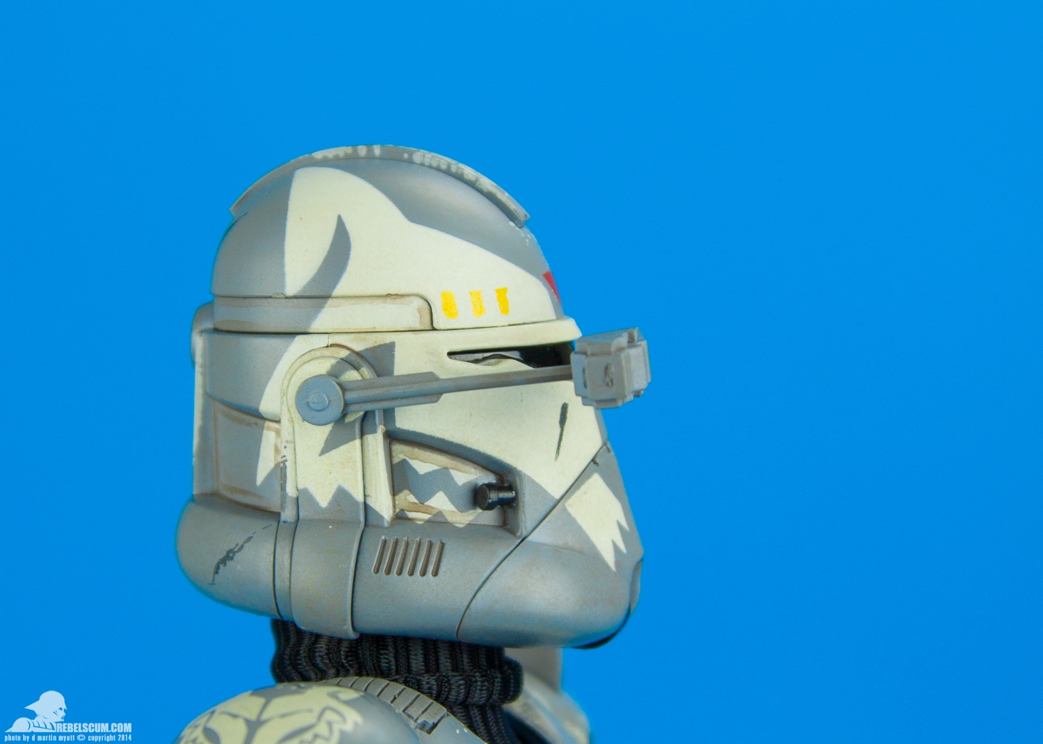 Clone-Commander-Wolffe-Sixth-Scale-Sideshow-Collectibles-030.jpg