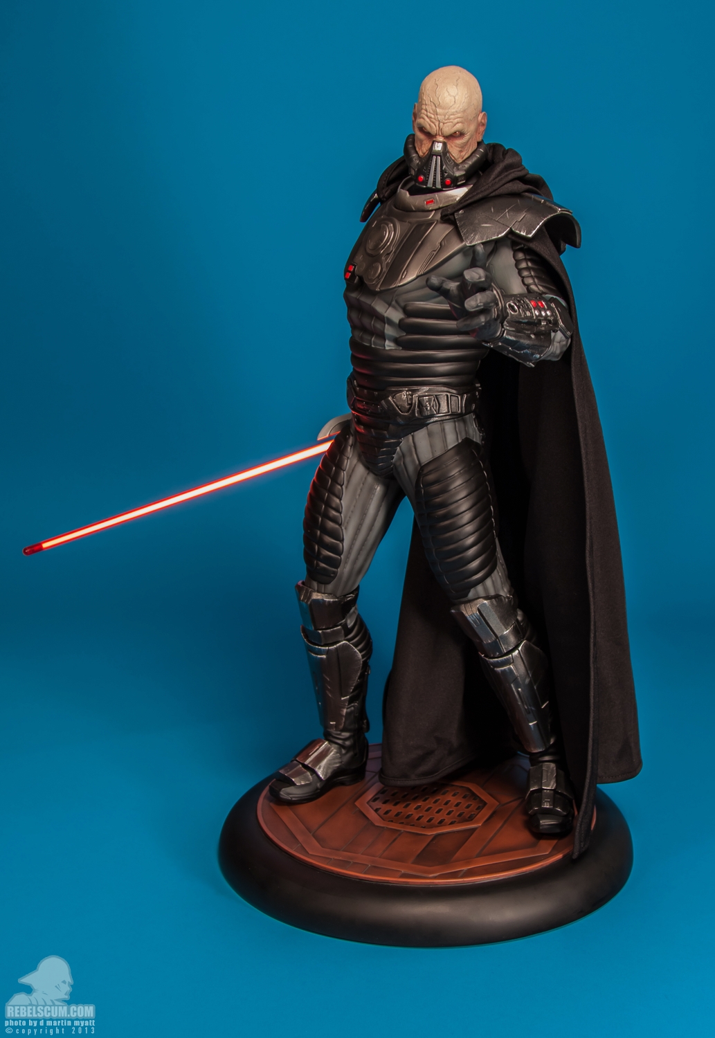 Darth-Malgus-Premium-Format-Figure-Sideshow-Collectibles-001.jpg