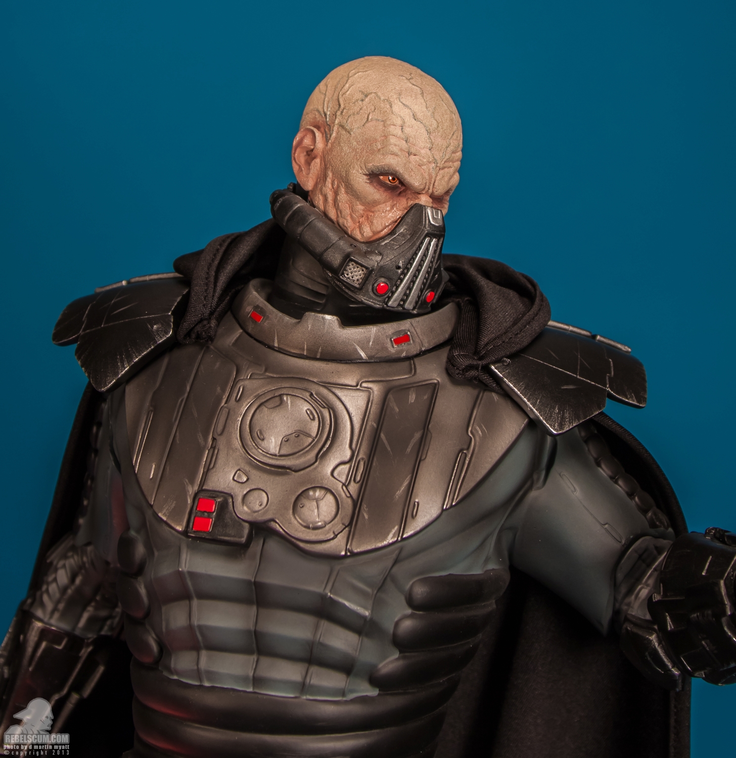 Darth-Malgus-Premium-Format-Figure-Sideshow-Collectibles-010.jpg