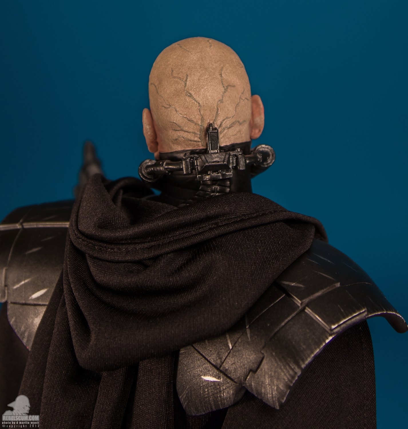 Darth-Malgus-Premium-Format-Figure-Sideshow-Collectibles-012.jpg