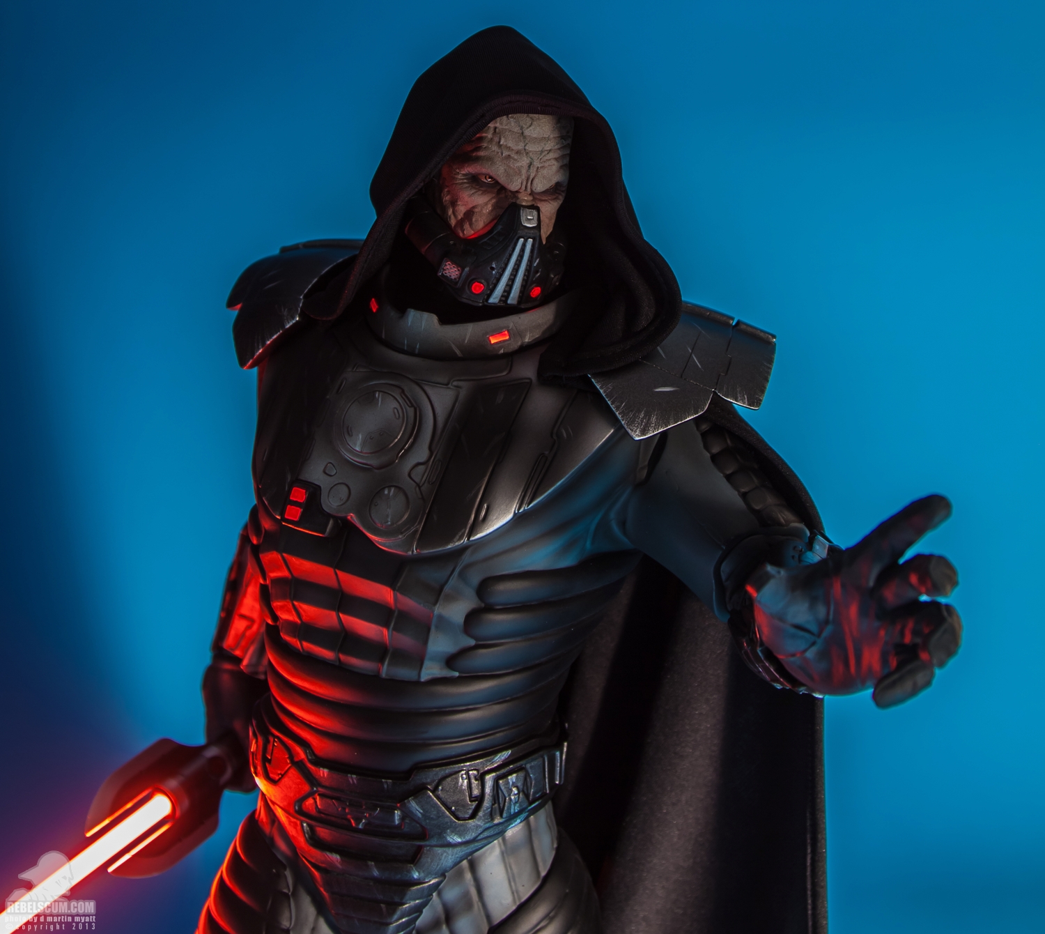 Darth-Malgus-Premium-Format-Figure-Sideshow-Collectibles-027.jpg