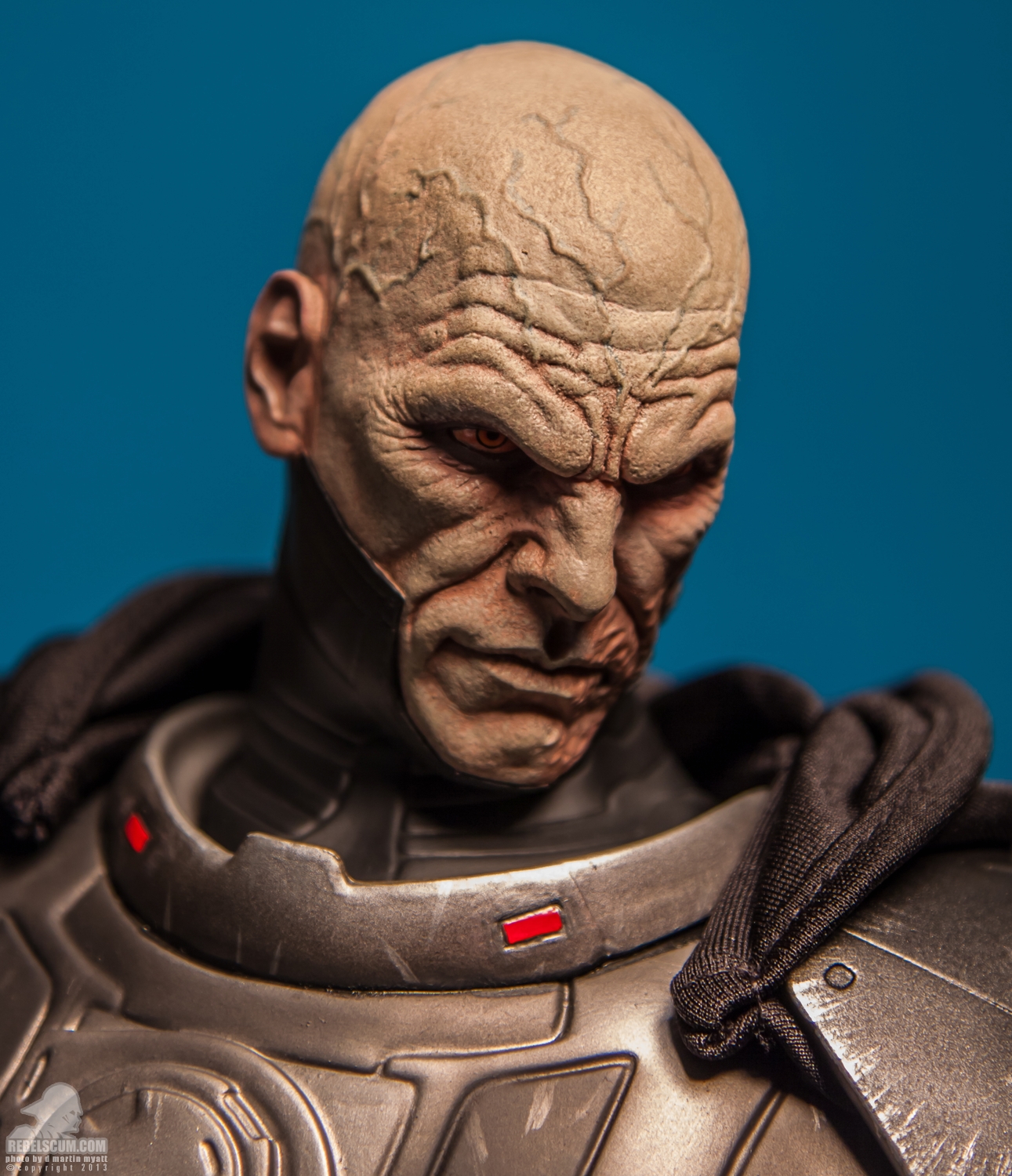 Darth-Malgus-Premium-Format-Figure-Sideshow-Collectibles-029.jpg