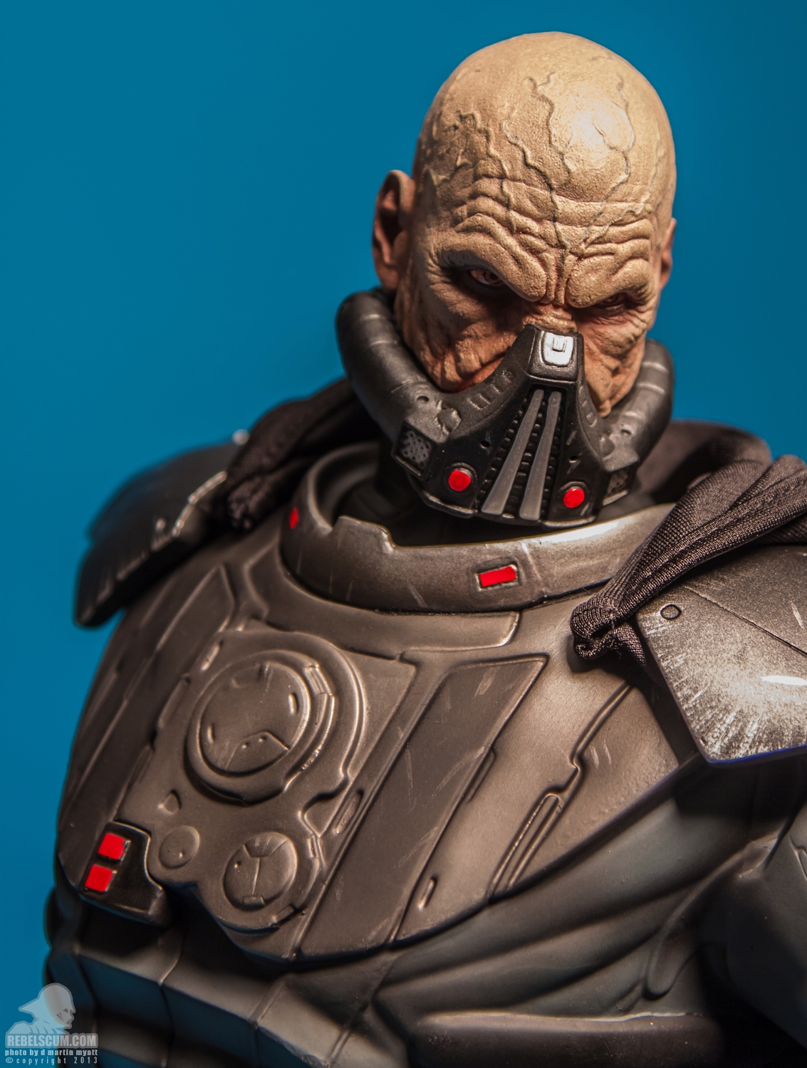 Darth-Malgus-Premium-Format-Figure-Sideshow-Collectibles-031.jpg