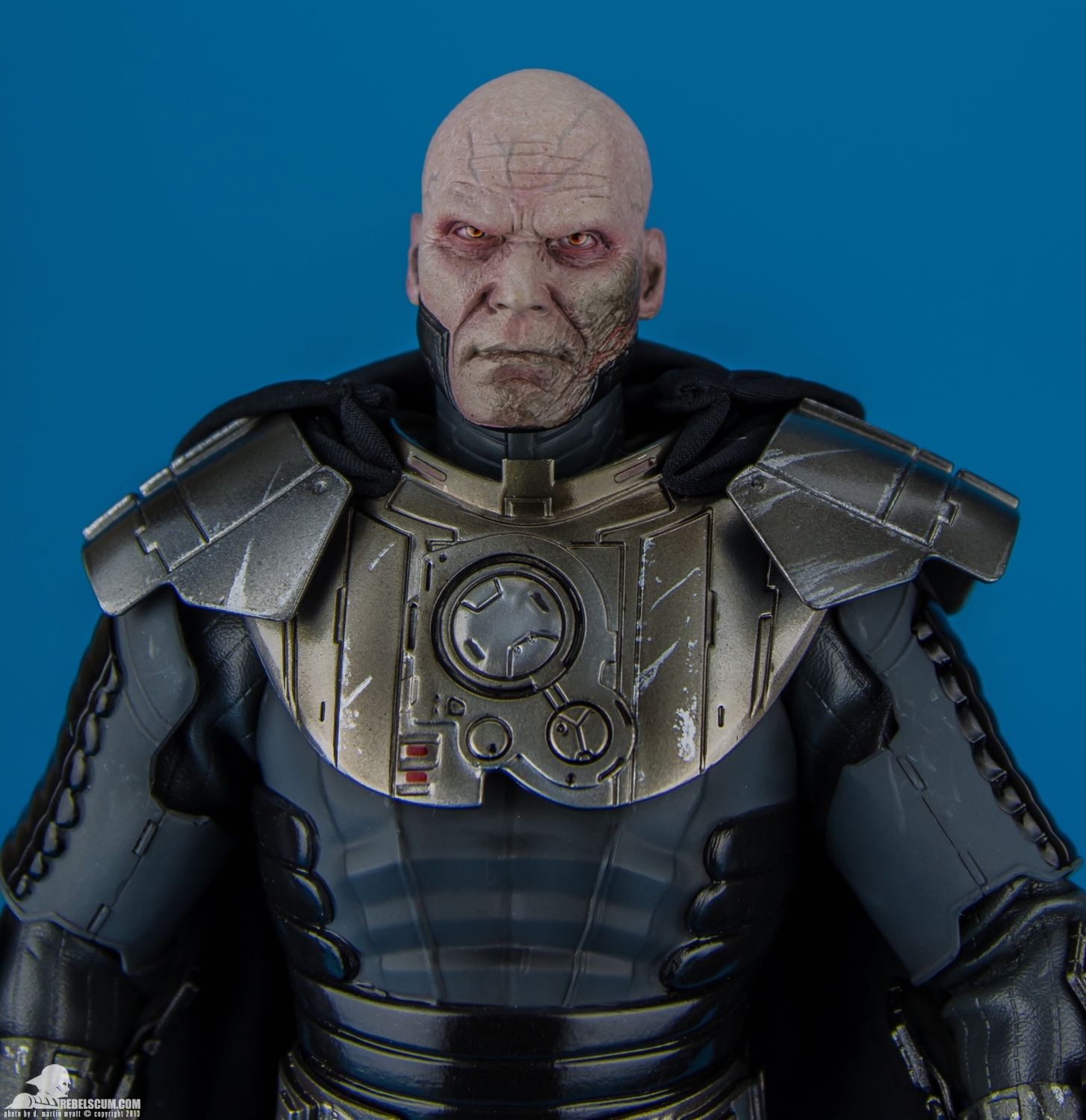 Darth-Malgus-Sixth-Scale-Sideshow-Collectibles-005.jpg