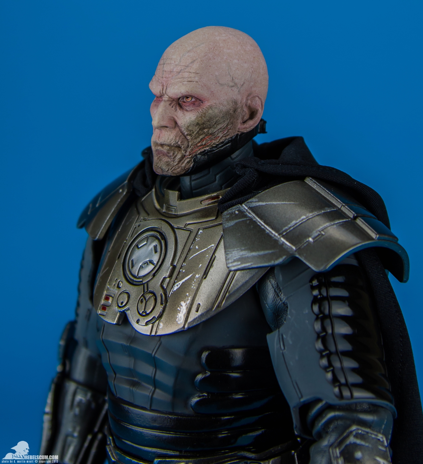 Darth-Malgus-Sixth-Scale-Sideshow-Collectibles-007.jpg